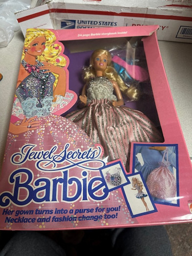 Vintage 1986 Mattel Doll Jewel Secrets Barbie #1737 Collecti