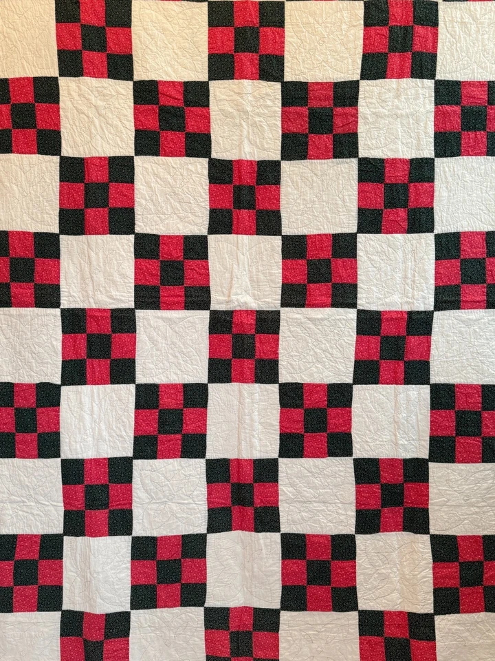 Gorgeous Handmade Antique Nine Patch Quilt 60"x78" Dark Green & Red WOW! - Image 2 of 4