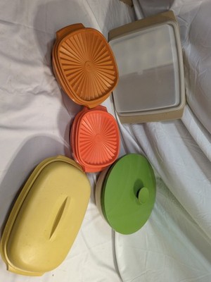 Vintage Tupperware Set Of 5. Includes Deviled Egg Contaner in great condition!