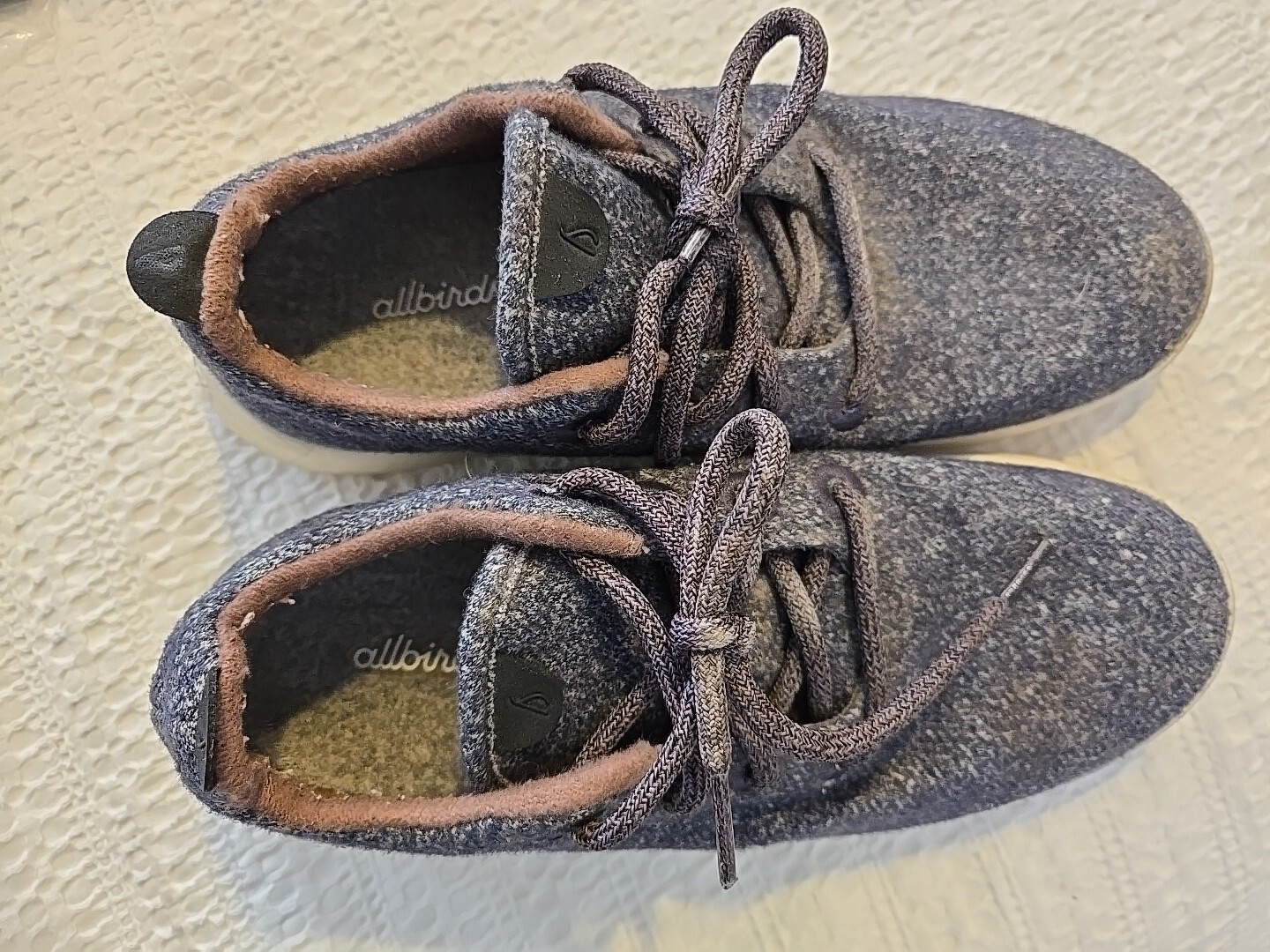 SAOLA Scarpe All Birds lana taglia 8 grigio scuro suola bianca