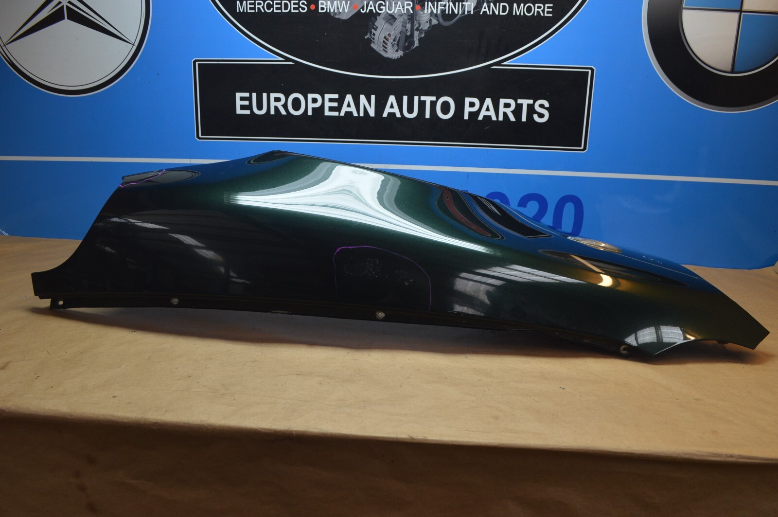 2004 M138 MASERATI M128 GT COUPE FRONT RIGHT PASSENGER SIDE GREEN FENDER