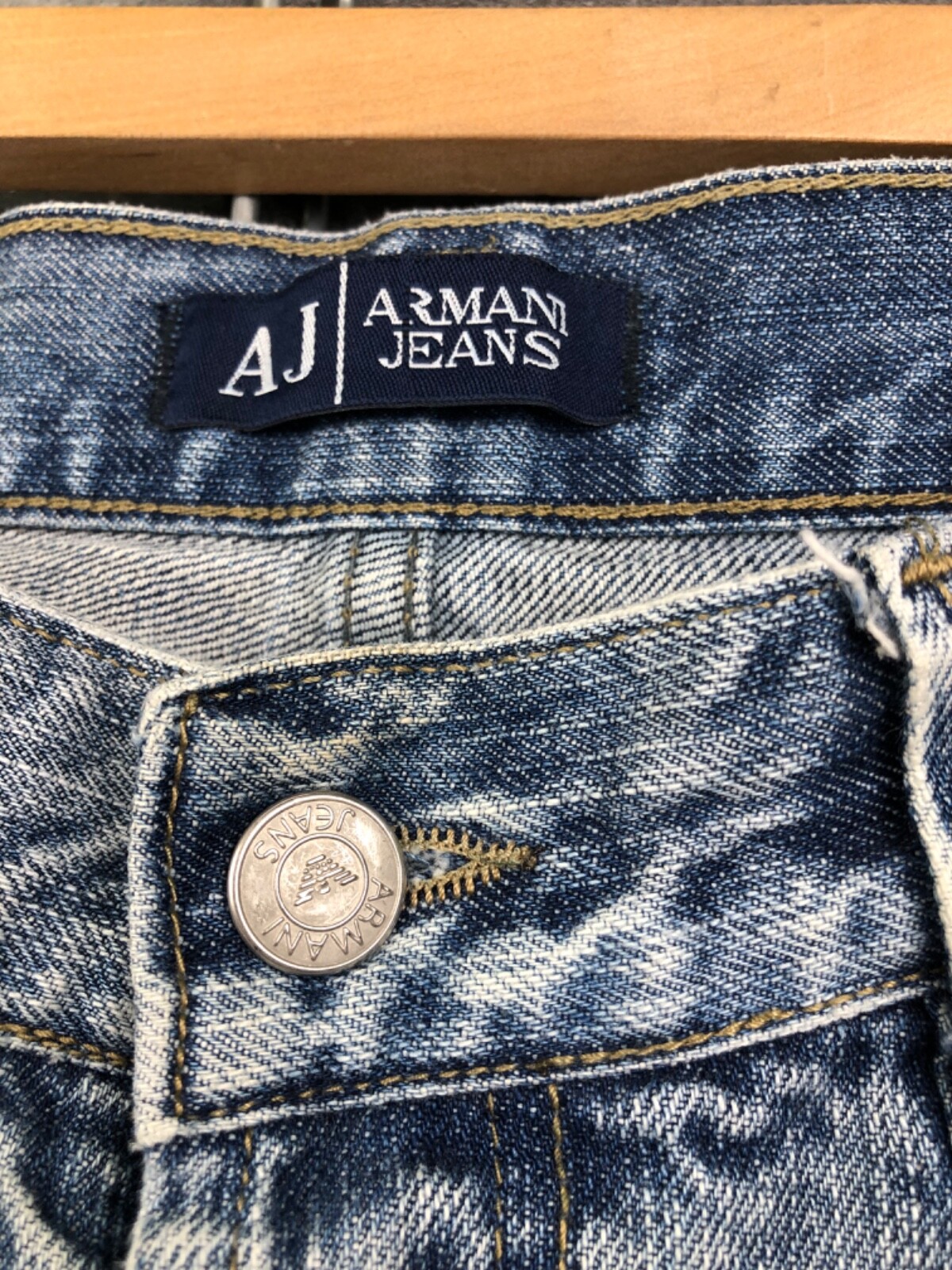 jeans armani original