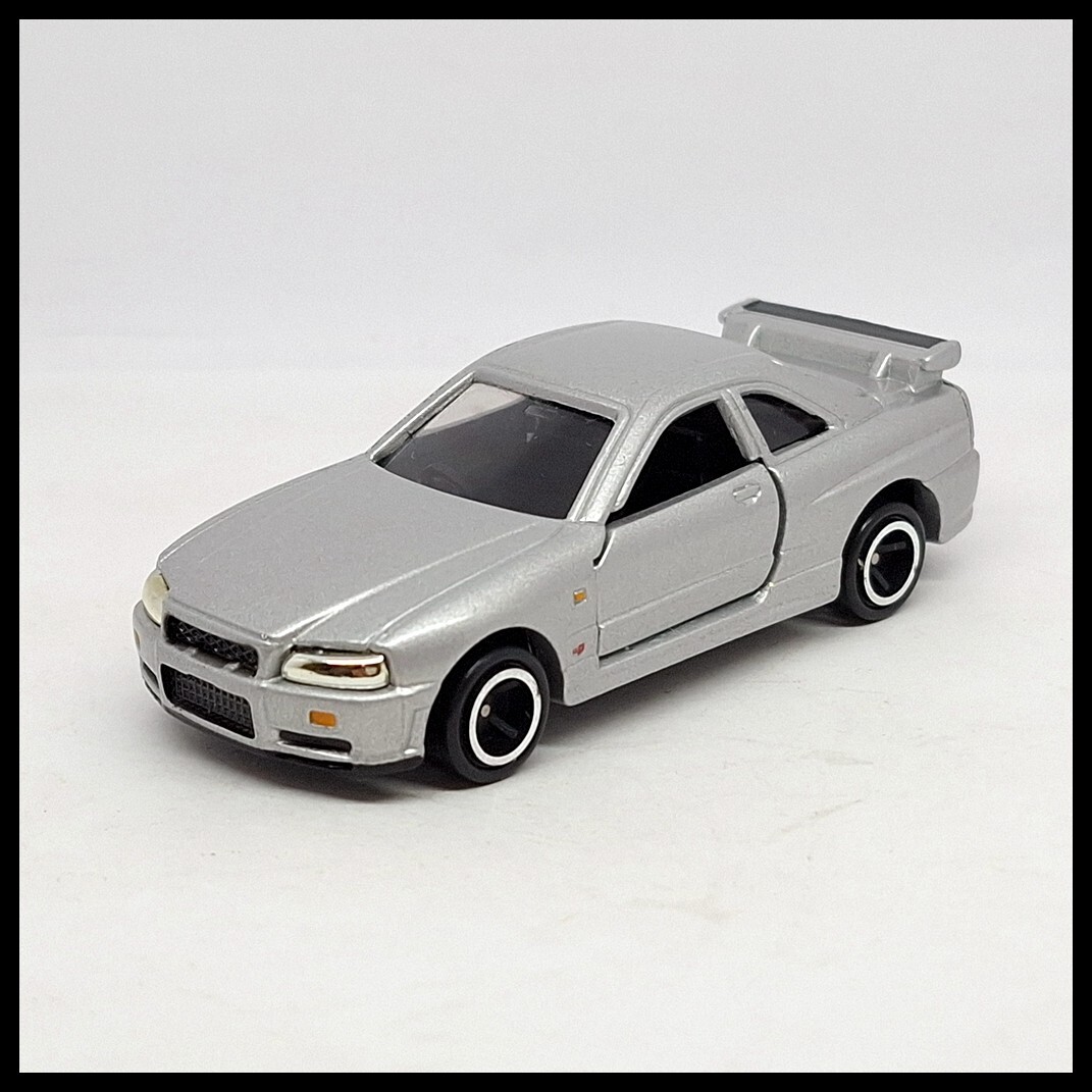 TOMICA GT GRAN TURISMO 2 NISSAN SKYLINE GT-R R34 1/61 TOMY 20