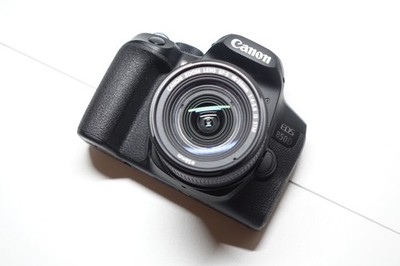 Canon 850D Objektiv 18-55 IS STM + Tasche - 1 Jahr GARANTIE UNTER 1000 AUSLÖSUNGEN