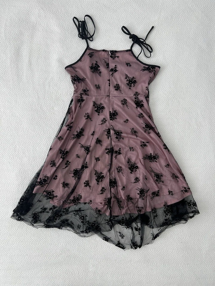 Vestido SHEIN Negro Floral Encaje Falda Transparente Forro Rosa Talla M Foto 2 de 4