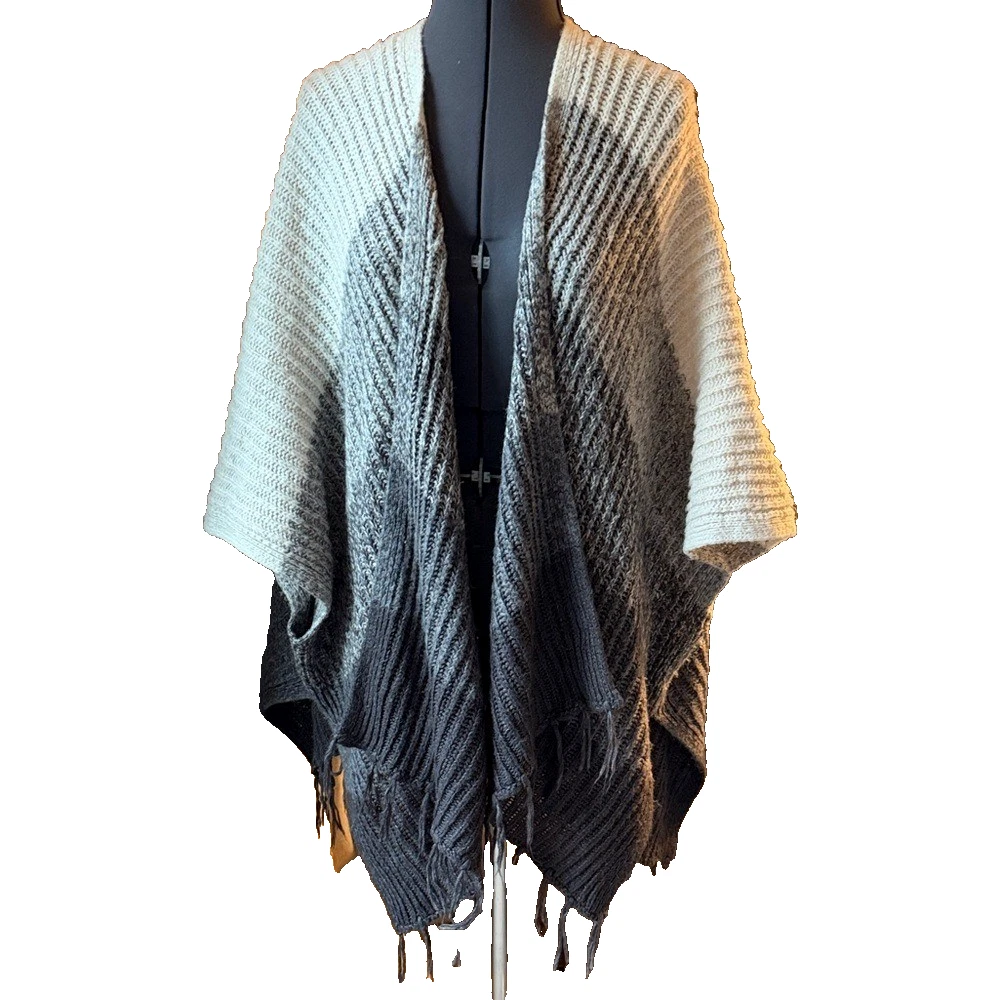 American Eagle Ombre Ribbed Knit Fringe Poncho Grey Cream OS Festival Boho
