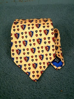 Vintage Oleg Cassini 100% Silk Gold Fleur de Lis Crest Tie 54'' Long USA