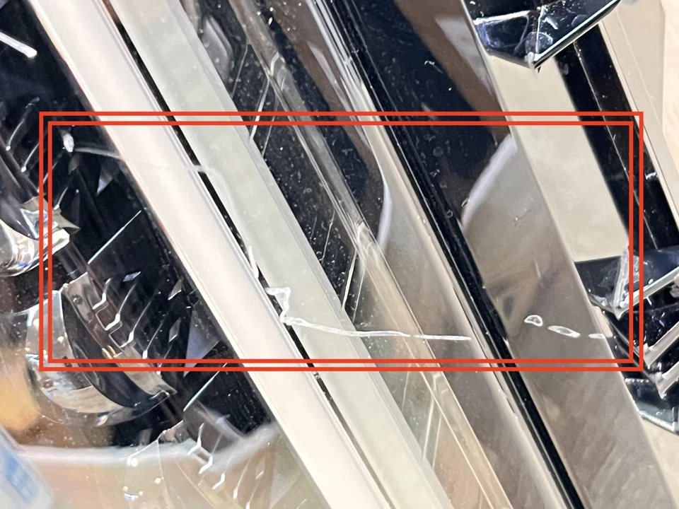 Conjunto de faros eléctricos Cadillac Lyriq 2025 LH pieza OEM # 85778092 Foto 4 de 4