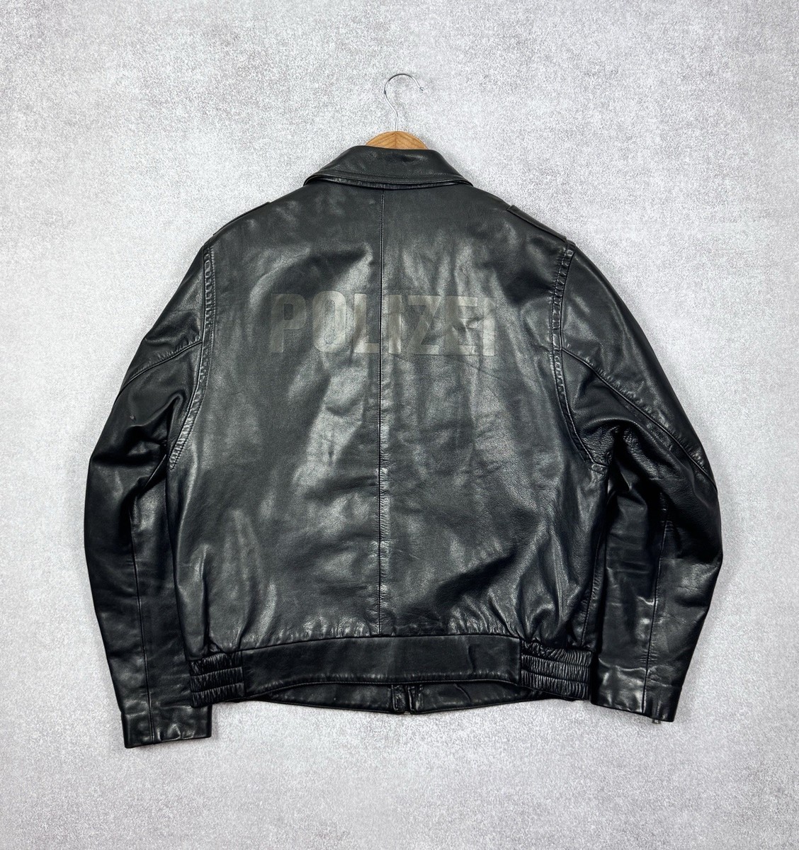 1989 Vintage Men's OG Polizei German Leather jacket Size 48 / M-L