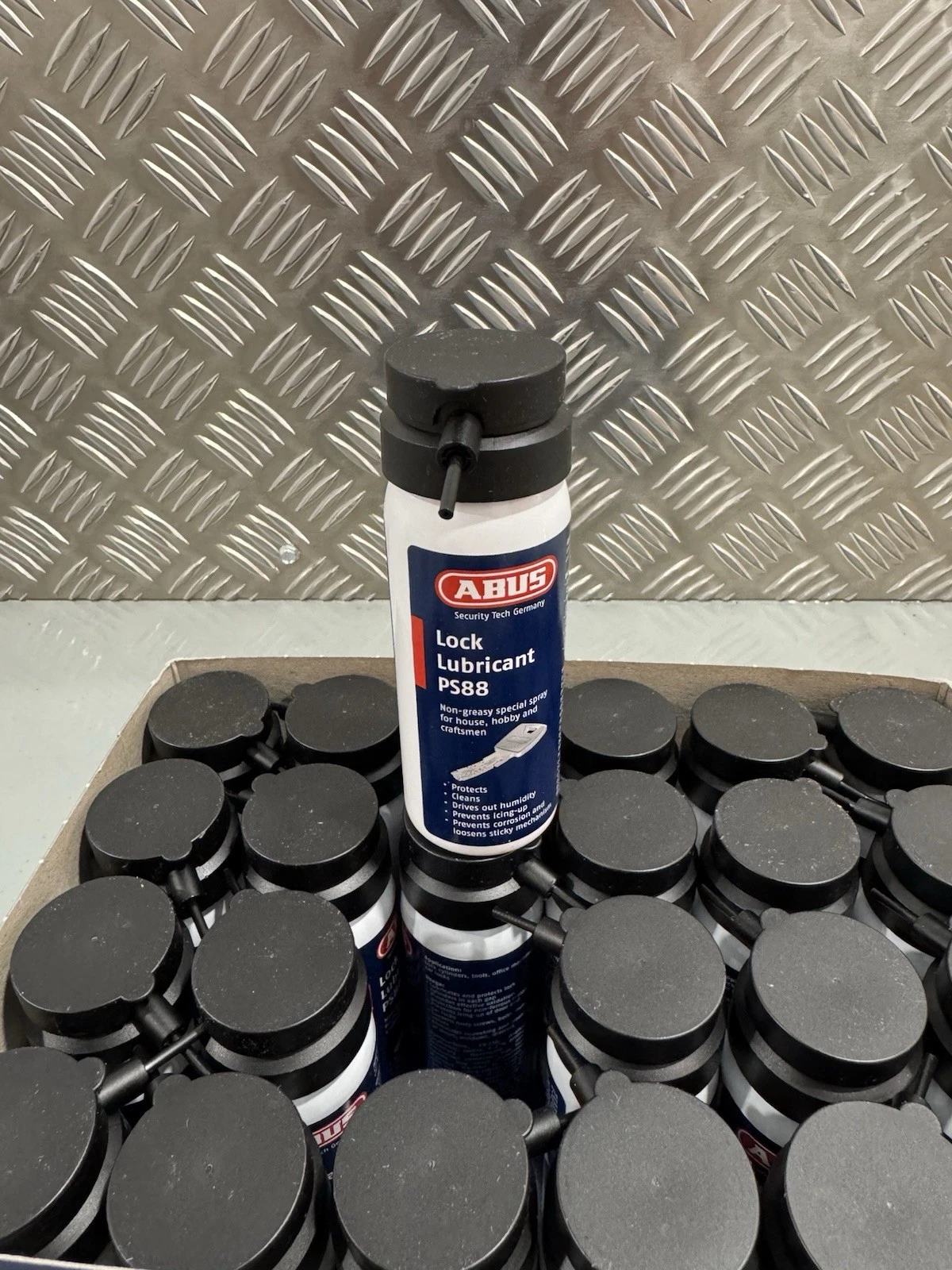 Box Of 24 ABUS PS88 Lock Lubricant Lubricating Spray Bottles 50ml Brand New 6