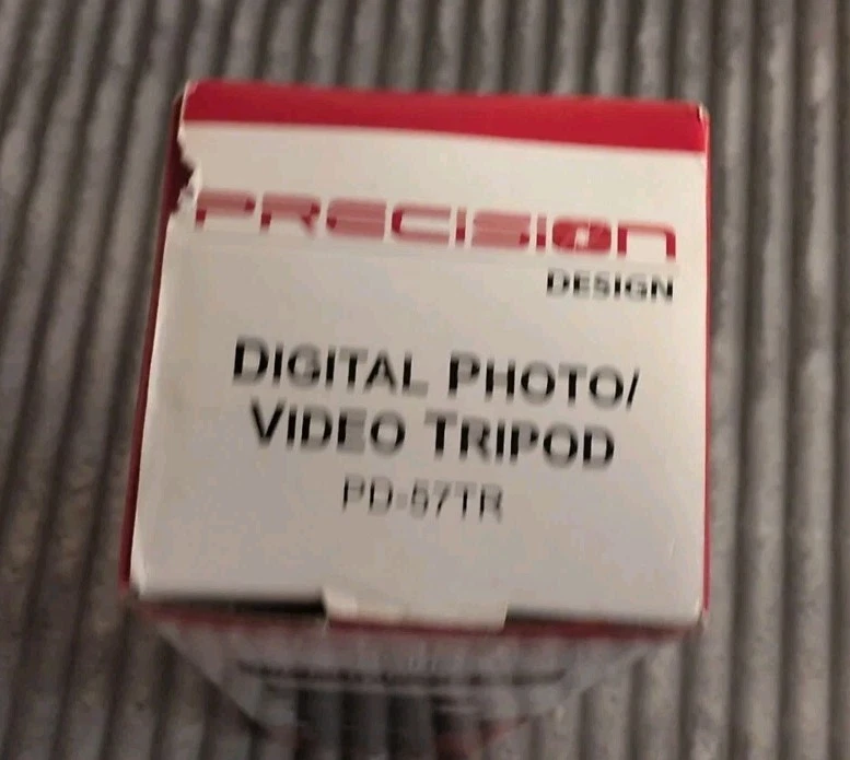 Precision Design PD-57TR Camera Tripod With Deluxe Carrying Case - Image 3 of 4