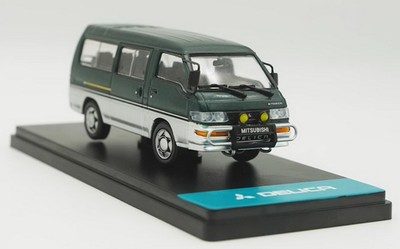 405-027 SUNYORK Model 1/43 三菱 デリカ グリーン MC 1/43 Scale Mitsubishi Delica L300 Van Green Diecast Car Model
