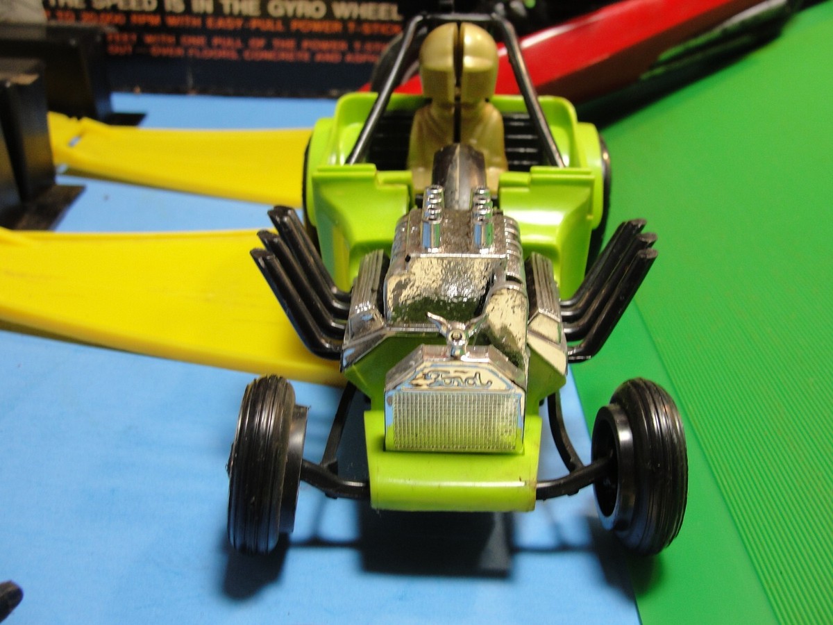 Kenner SSP Toy Car Drag Race Set Unlimited Bonneville Bike & Tee