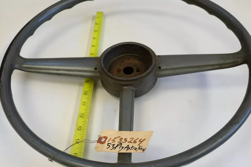 Volante Plymouth Cambridge Belvedere Suburban 1953 1533264 nuevo en stock Foto 2 de 3