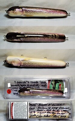 Hughes River Musky Baits, 8'' Hughey, Color JigSkinz Wrap Enhanced