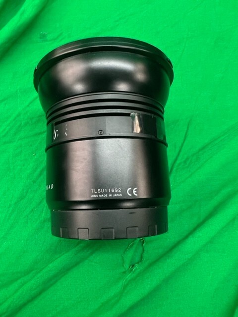 Hasselblad 28mm f/4.0 Ultra-Wide Angle Auto Focus Lens for Hasselblad 28mm f/4.0 Ultra-Wide Angle Auto Focus Lens for