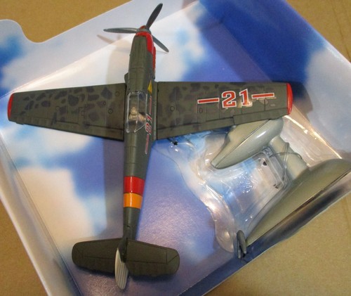 Messerschmitt BF-109 “Red 21” Aircraft New Ray Airplane Die-Cast 1:48 Scale NEW - Picture 11 of 24