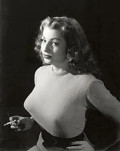 TEMPEST STORM BURLESQUE LEGEND 8"x10" Photograph