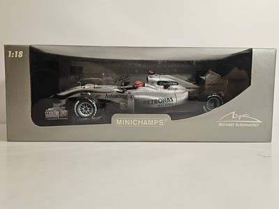 Mercedes GP F1 Team MGP W01 Michael Schumacher 2010 1:18