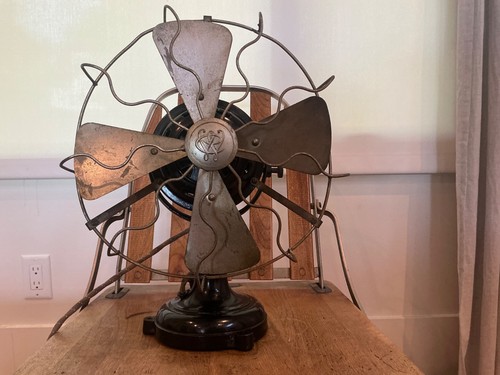 12'' Chapman Walker - Marelli 110 volt antique fan