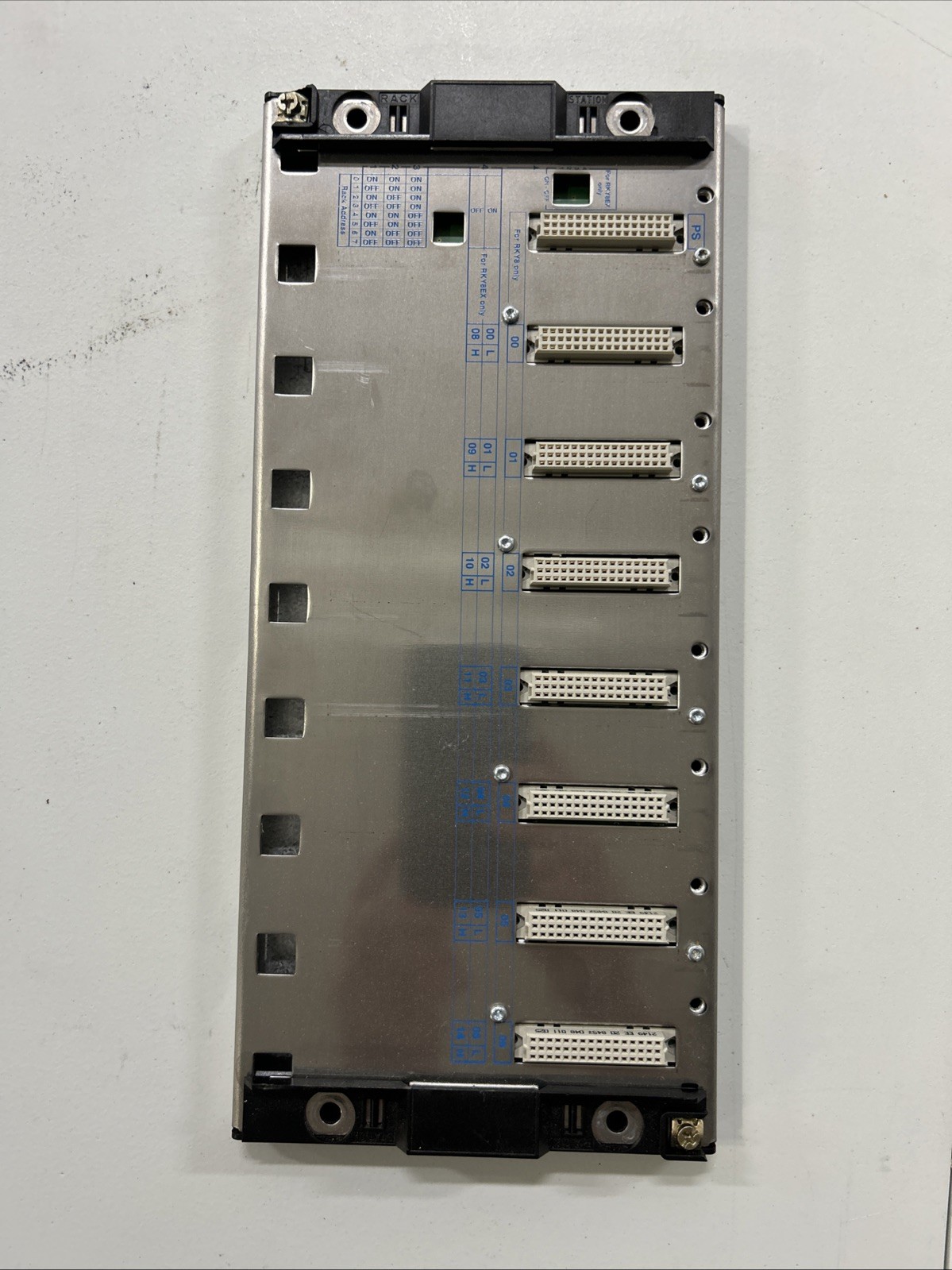 Schneider TSXRKY8 Modicon Premium 8 Slot PLC Rack Chassis TSX Premium France