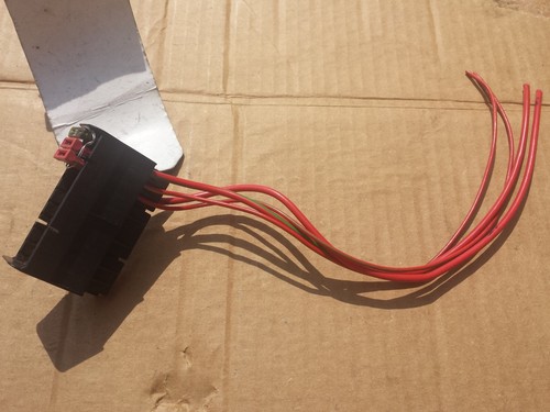 BMW E39 525i 528i 530i 540i 540iP M5 740i 740iL FUSE HOLDER   8364552 - Afbeelding 1 van 3