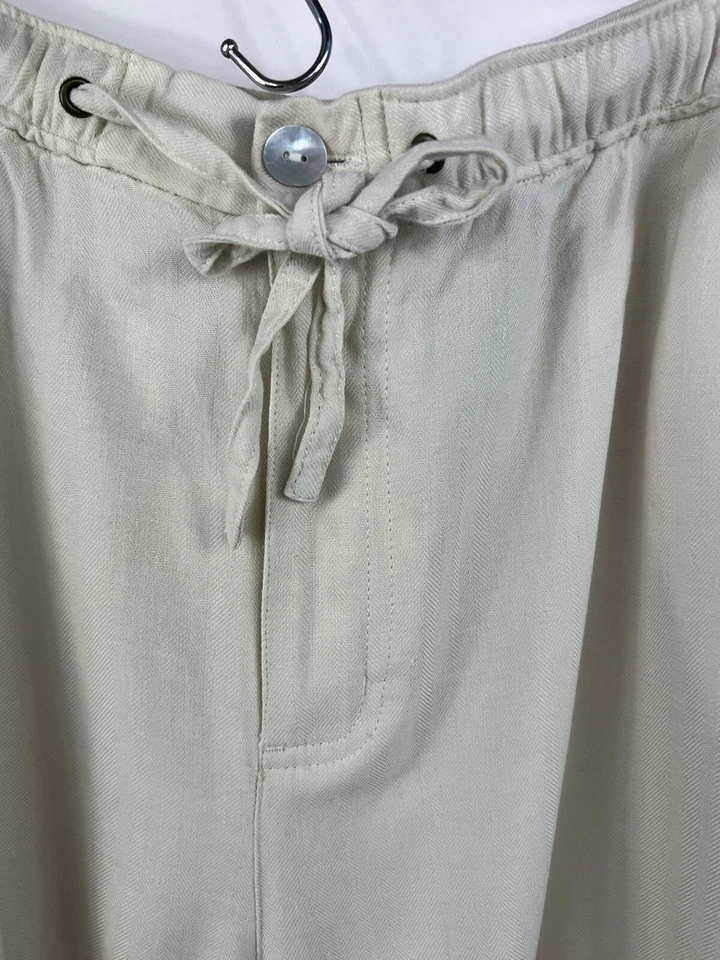 Caribbean Joe Women's Sz XL Ivory Silk Blend Capri Elastic Waist Pants - Image 2 of 4