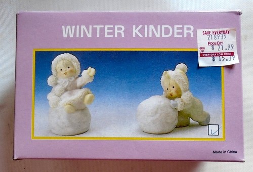 218935 figurine christmas holiday kids children snow snowsuit 2