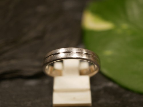 Puristischer 925 Sterling Silber Ring Rille Matt Glänzend Schlichtes Design - 第 1/12 張圖片
