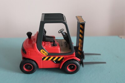 TEAMA 5.5  Red & Black TM-18 MOTORISED Forklift Truck Plastic Toy Car 2002