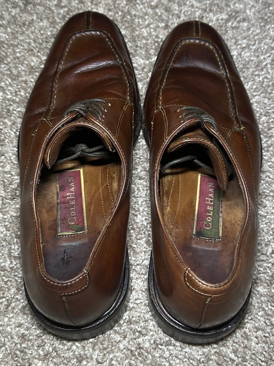 Cole Haan Men display picture 1