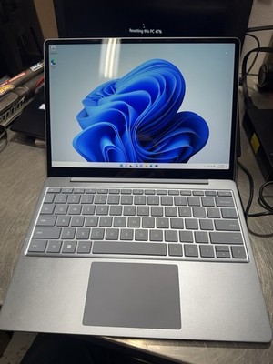 Microsoft Surface Laptop Go 2 12.4'' i5-1135G7 2.4GHz 16GB 256GB NVMe SSD - Win11