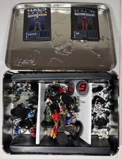 Wizkids HALO + STAR WARS + HALO + DND miniatures set 43 items + dice + box
