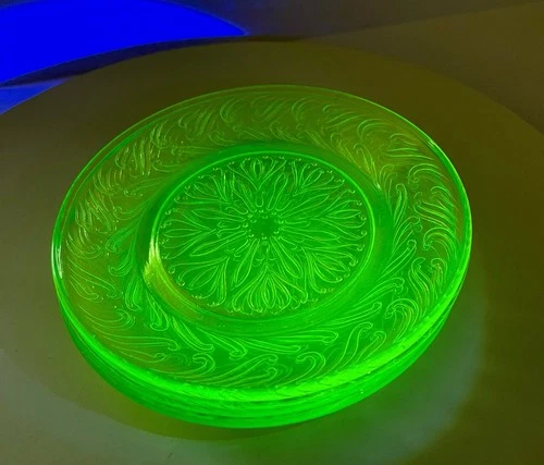 Depression Uranium Glass 6 Inch Bread And Butter Plates Set 4 Mint Condition