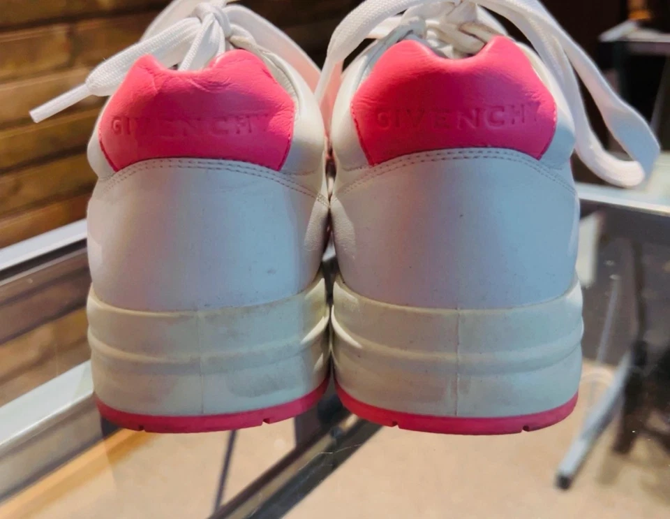Zapatillas Givenchy blancas y rosas Foto 4 de 4