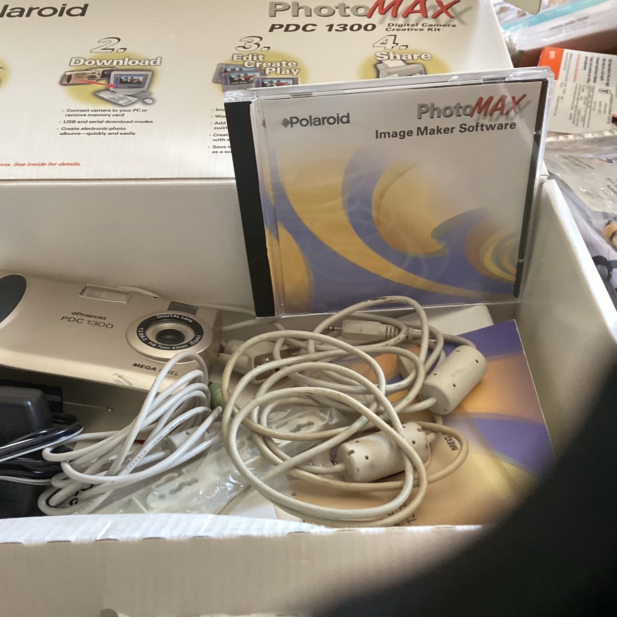 Polaroid Digital Camera 1.3 Megapixel 2x Zoom (PDC-1300