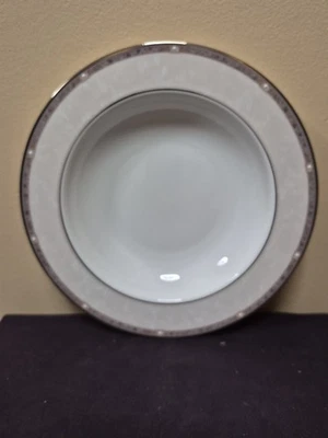 Lenox - Pearlescence Platinum - Soup Bowls 9.25 inches