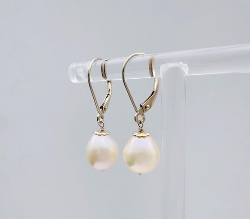 Estate 14K Yellow Gold Leverback Teardrop Peach Pearl Drop Dangle Earrings, 2.5g - Picture 3 of 16