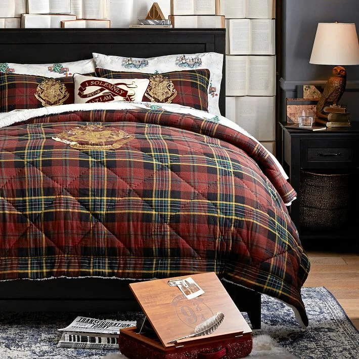 Pottery barn queen quilt deals