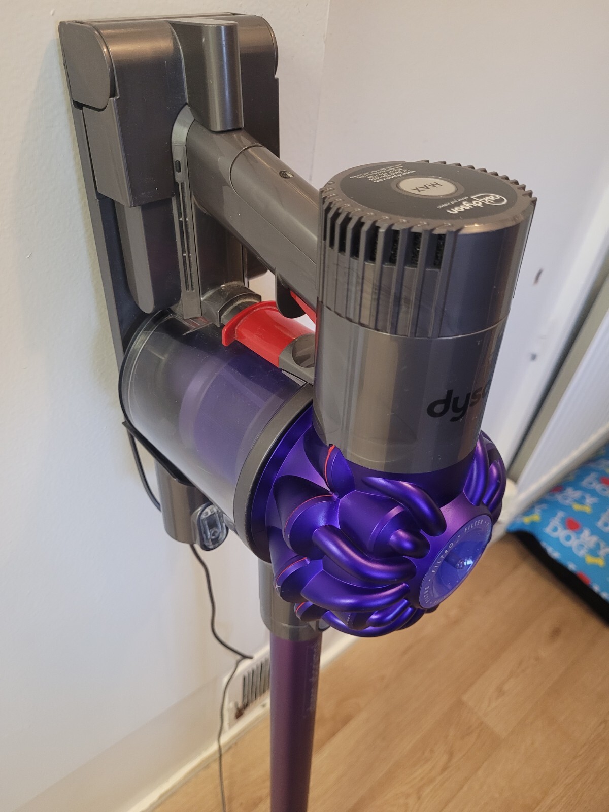 Dyson V6 Animal Cordless Vacuum Cleaner Purple (21069201