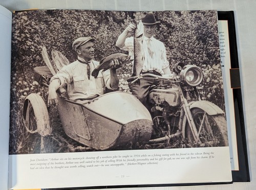 Jean Davidsons signierte Bücher: Aufwachsende Harley Davidson & Familienalbum - Bild 9 von 19