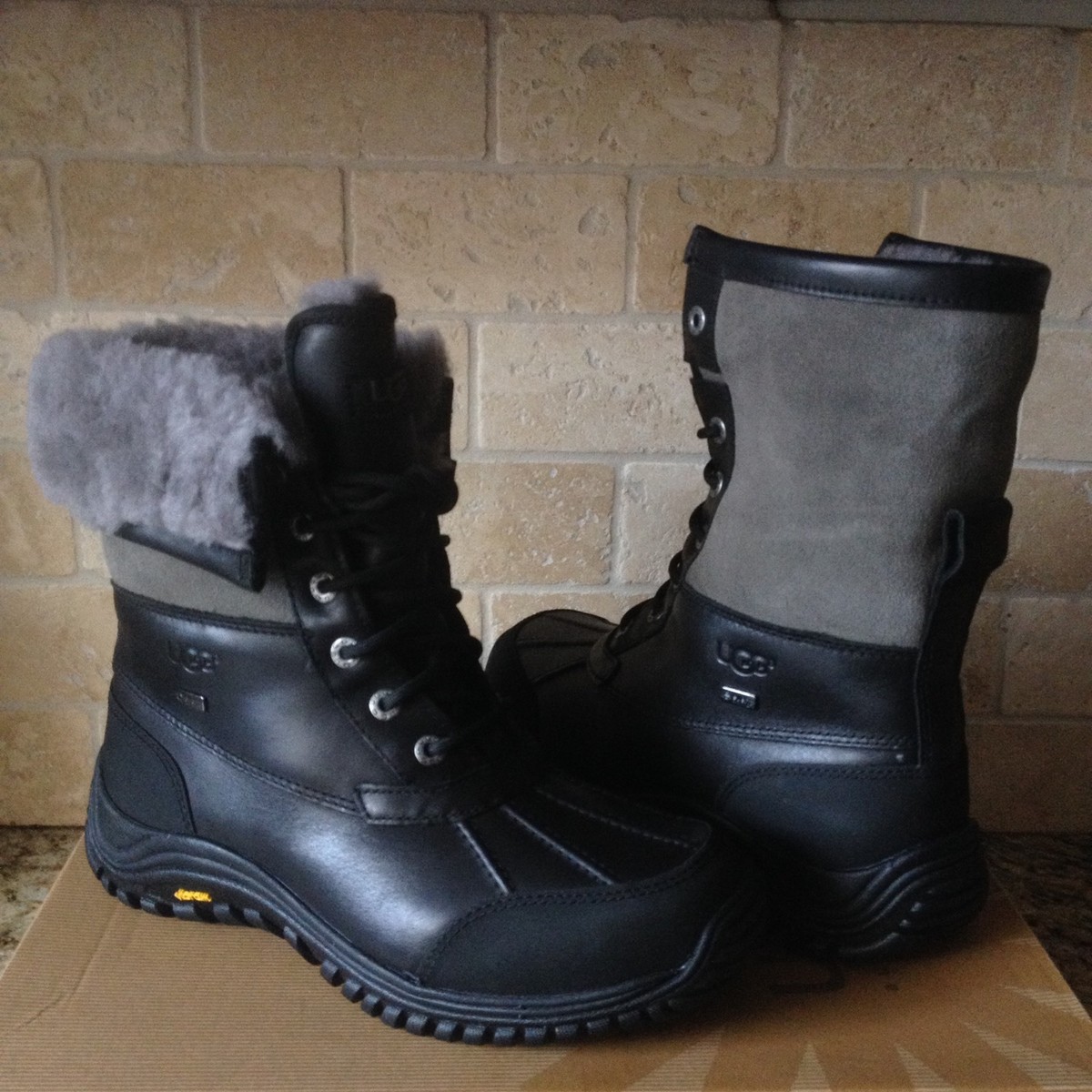 UGG Black Snow Boots with Waterproof Design UGG Classic Breslau Logo-Print Boots | Snow Boots | RADPRESENT main image 4