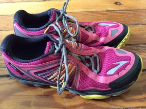 brooks ghost 7 ladies running shoes