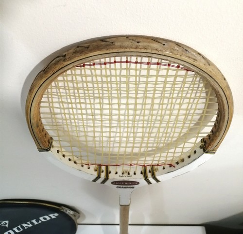 Vintage LILLYWHITE FROWD London Champion Squash Wood Racket Made In Japan - Picture 5 of 12
