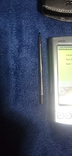 PalmOne Tungstène E2 Palm Pilot testé - Stylet/synchronisation et charge/étui - Photo 7 sur 9