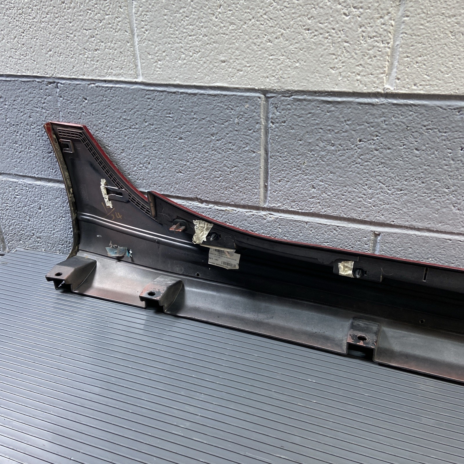 2014-2020 Maserati Ghibli M157 Left Rocker Panel Side Skirt Red OEM *NOTE*