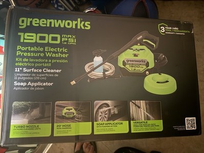 Greenworks - 1900 PSI 1.2 GPM Electric Pressure Washer Combo Kit - Green NEW!