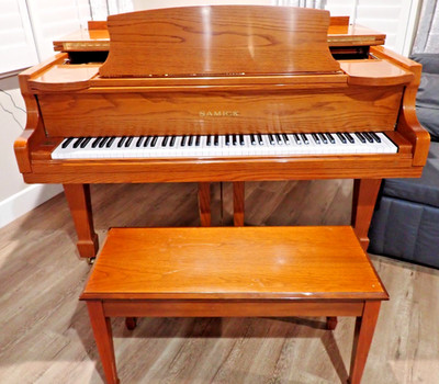 Samick Wood Grand Piano SG-172 #159