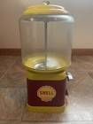 SHELL Gasoline & Oil Bubblegum Machine--25 cent--Beaver brand--works and has key — photo 2