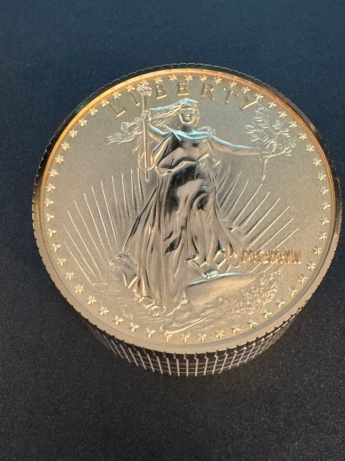 Bulova gold Tone Walking Liberty Coin Desk Travel Quartz Alarm Clock Working 